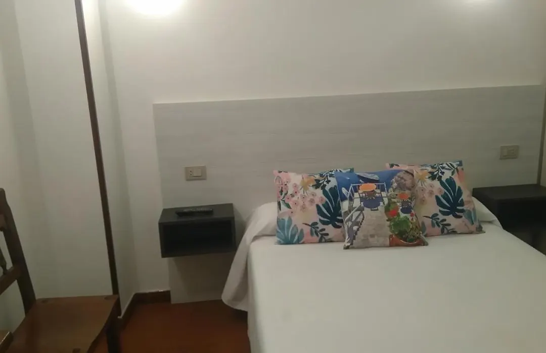 Hostal Fisterra-1